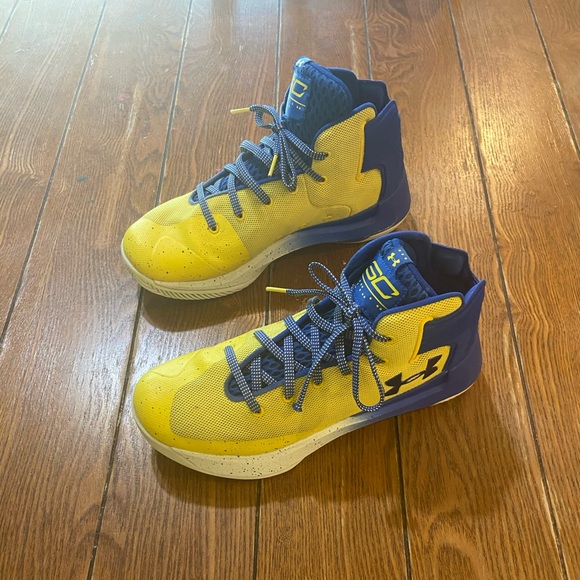 Steph Curry Under Armour Wardell Sneakers - Picture 3 of 10